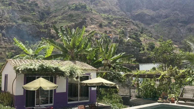 Santo Antao palmbomen bergen huisje
