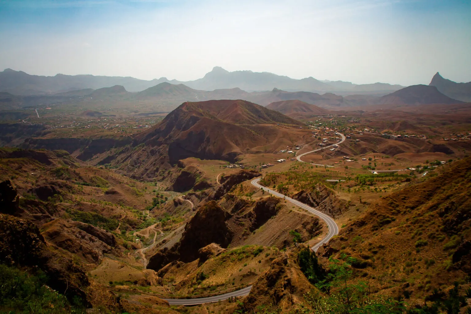 Weids uitzicht op het landschap van Serra Malegueta op het eiland Santiago
