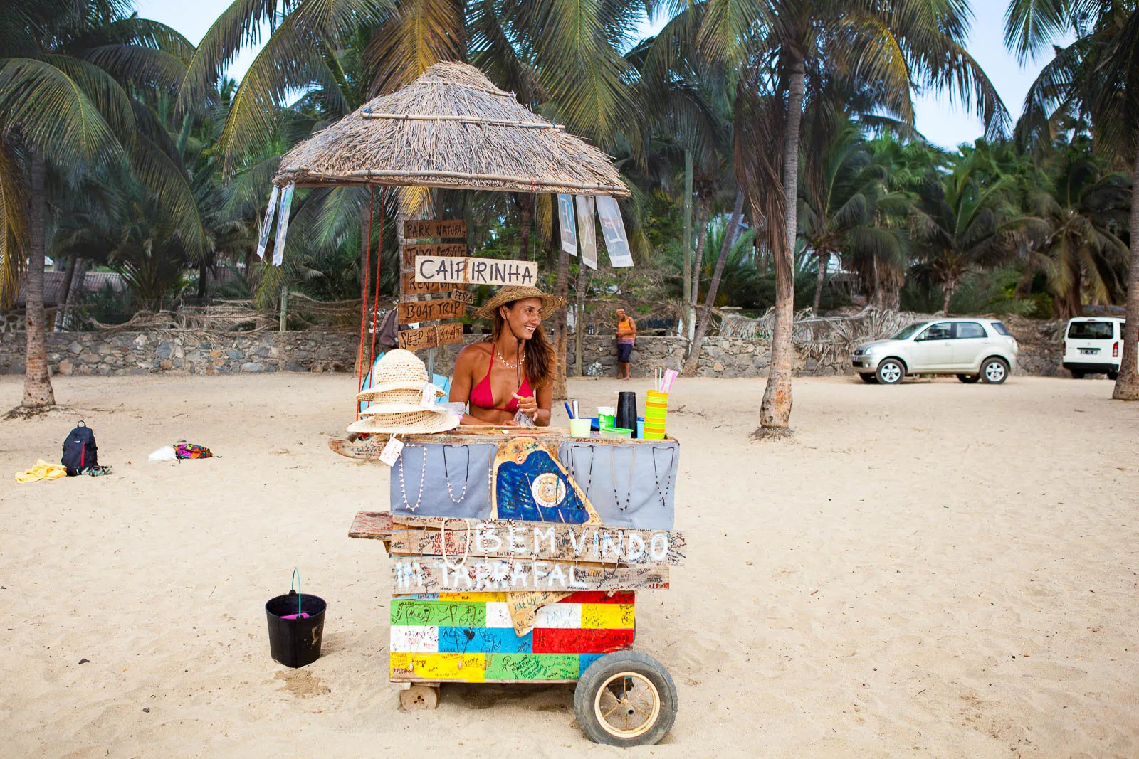 Kaapverdie Santiago Tarrafal Strand Barvrouw