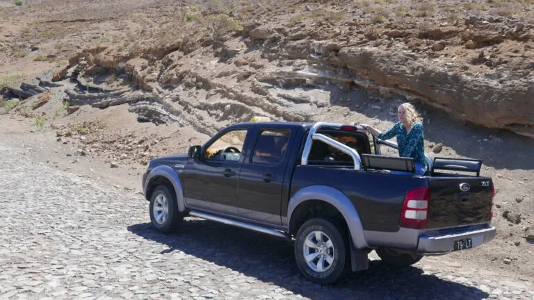 pickup truck - santo antao - Evi Hanssen in Kaapverdië (deel 2)