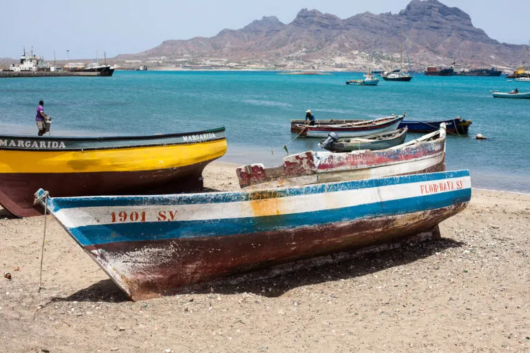Kaapverdie Sao Vicente Strand Vissersboot