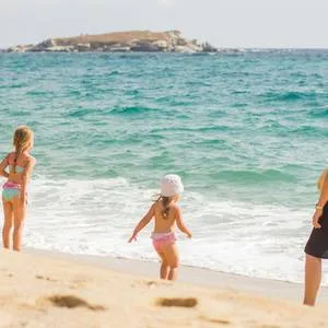 kinderen strand kaapverdie